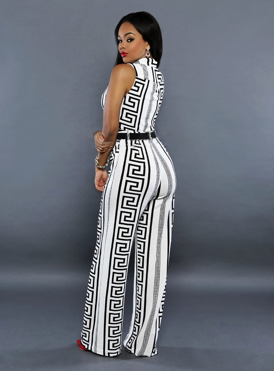 Cap Point Anita V-neck Geometric Print Sleeveless Jumpsuit