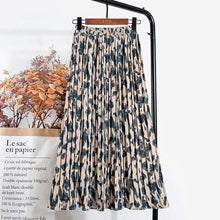 Load image into Gallery viewer, Cap Point apricot / One Size Print Long Maxi Pleated Skirt
