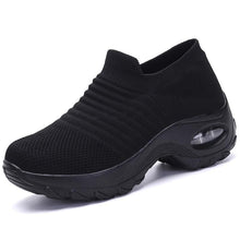 Load image into Gallery viewer, Cap Point Black / 5 Women Breathable Spring Shoes
