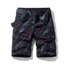Load image into Gallery viewer, Cap Point Black stripes / 29 Men Cargo Camouflage Short
