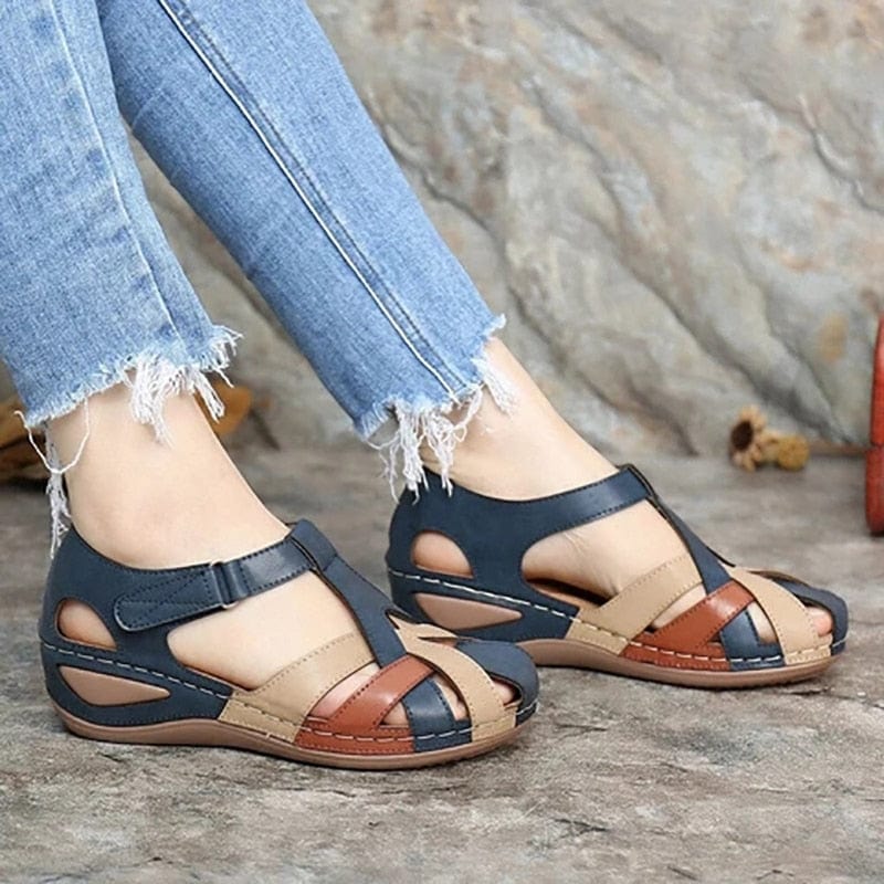 Cap Point Blue / 11 Gerthie Waterproof Slip On Round Female Slippers