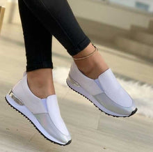 Load image into Gallery viewer, Cap Point Fashionable flat sneakers for women
