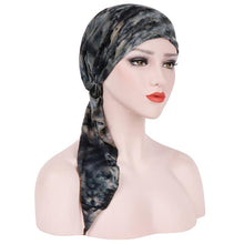 Load image into Gallery viewer, Cap Point Grey / One size fits all Barbara Fashion Print Headscarf

