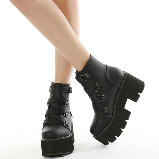 Cap Point Jalil PU Leather Flat platform Short Boots