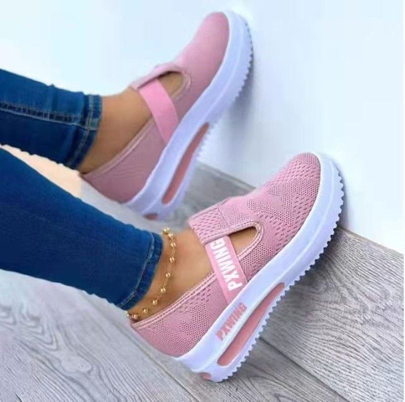 Cap Point Summer Elastic Band Round Toe Platform Sneakers
