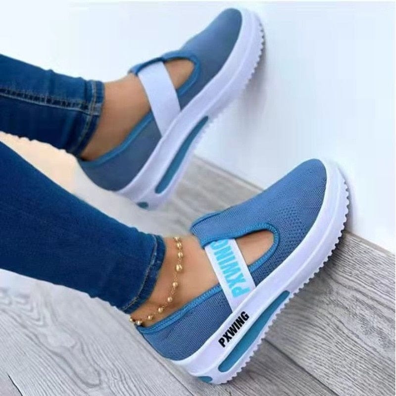Cap Point Summer Elastic Band Round Toe Platform Sneakers