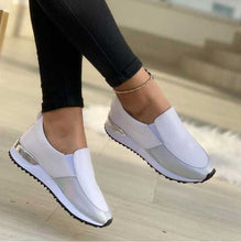Load image into Gallery viewer, Cap Point white / 6.5 Fashionable flat sneakers for women
