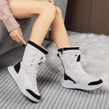 Load image into Gallery viewer, Cap Point Women&#39;s Round Toe Mid-Calf Winter Boots
